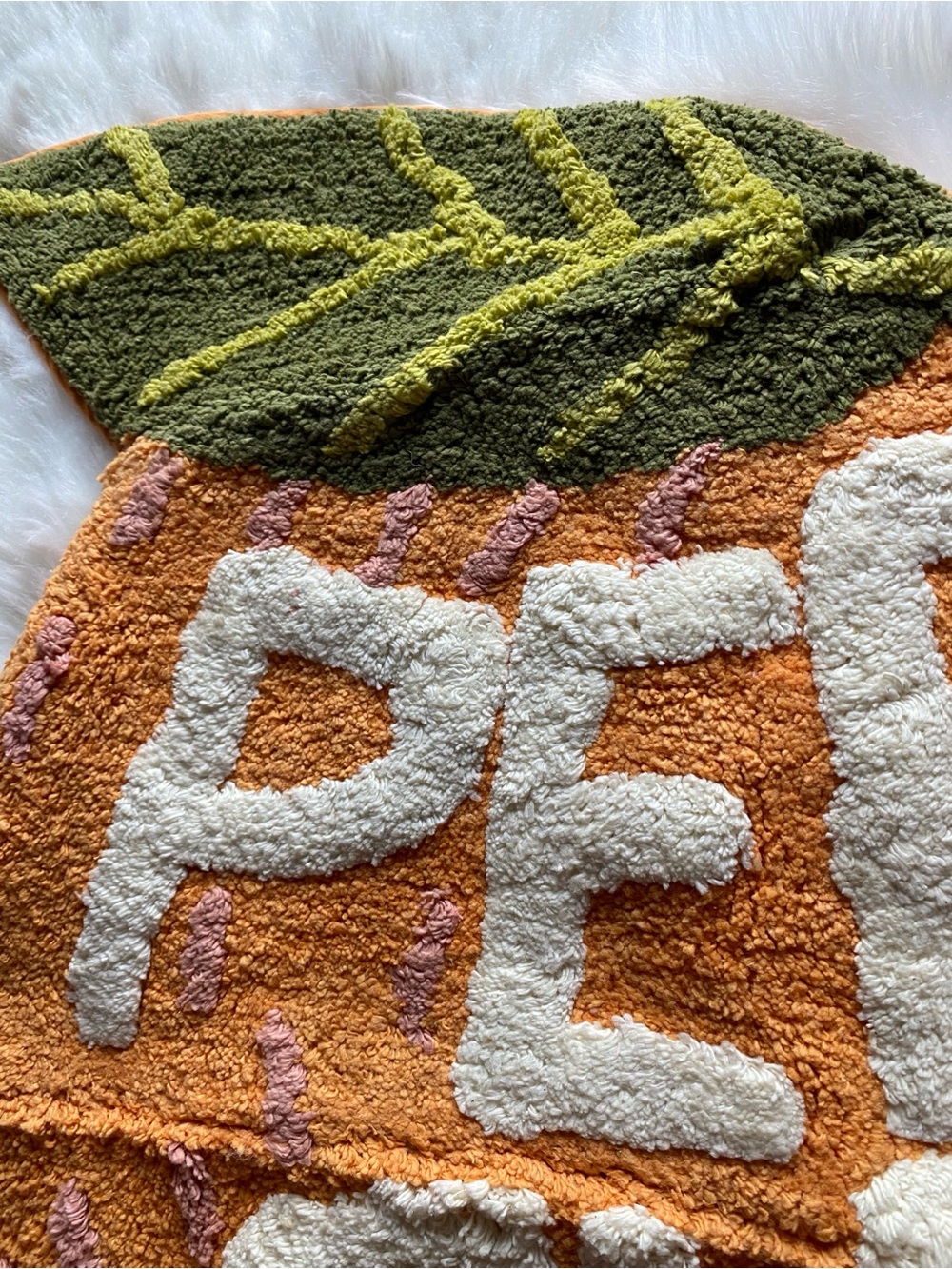 🍑NWT🍑 Urban Outfitters Peachy Clean Bath Mat - Picture 9 of 14